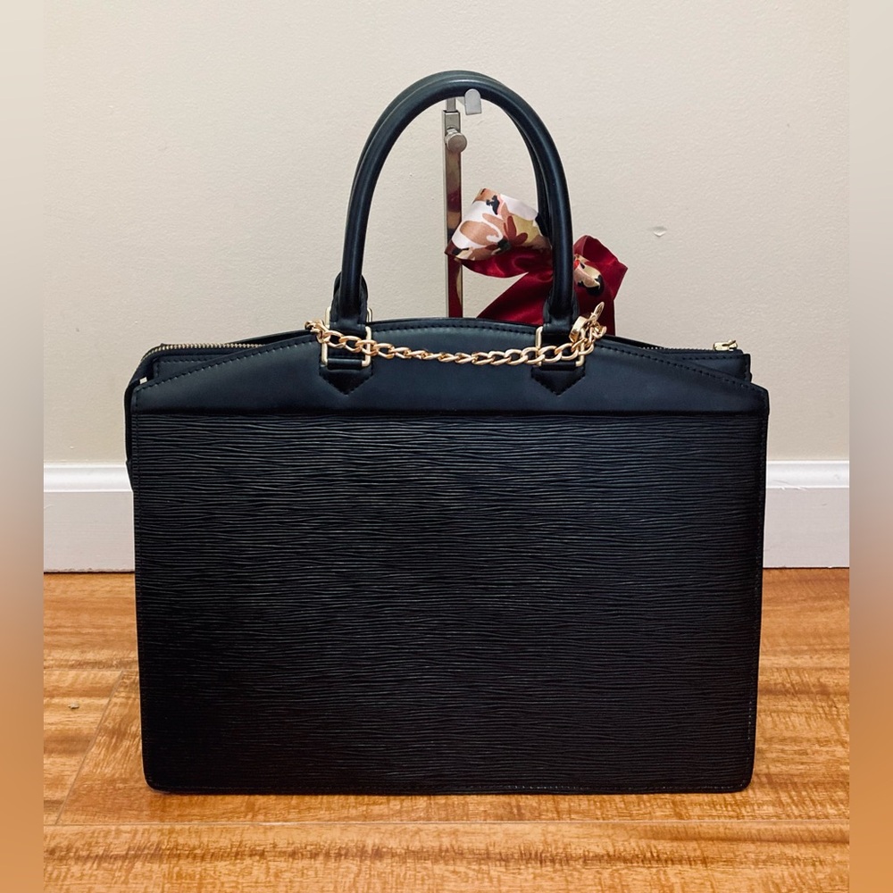 Louis Vuitton Riviera - Picture 6 of 16